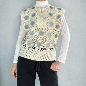 Off White Cream Knit Vest with Unique Sunflower Design